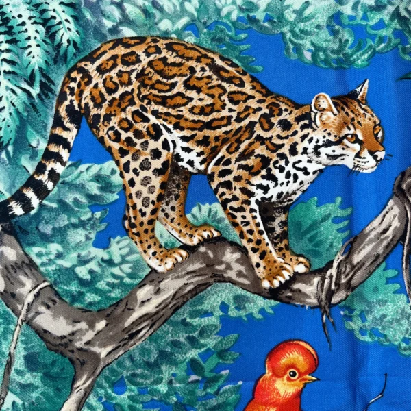 A beautiful Hermes scarf brought to you by UK based HermesScarf.co.uk